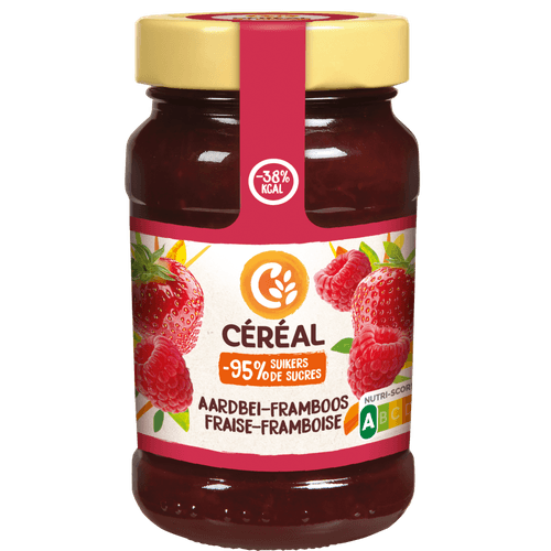 Foto van Céréal Jam aardbei & framboos op witte achtergrond