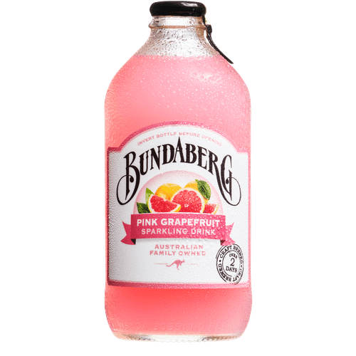 Foto van Bundaberg Pink grapefruit op witte achtergrond