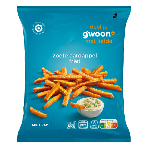 Foto van G'woon Friet zoete aardappel op witte achtergrond