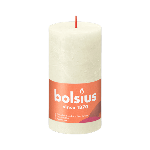 Foto van Bolsius Kaars rustiek ivoor op witte achtergrond