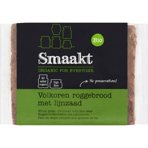 Foto van Smaakt Roggebrood op witte achtergrond
