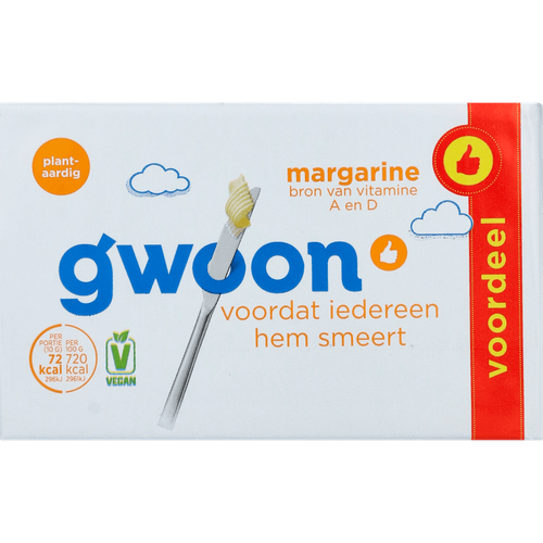 Foto van G'woon Margarine op witte achtergrond