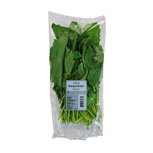 Foto van Raapstelen op witte achtergrond