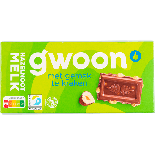 Foto van G'woon Chocoladereep hazelnoot melk op witte achtergrond