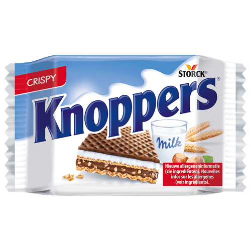 Foto van Knoppers Melk hazelnootwafel 8 pack op witte achtergrond