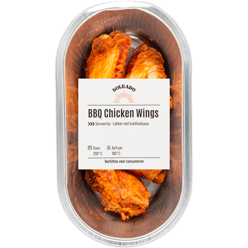 Foto van Soleado Bbq chicken wings op witte achtergrond