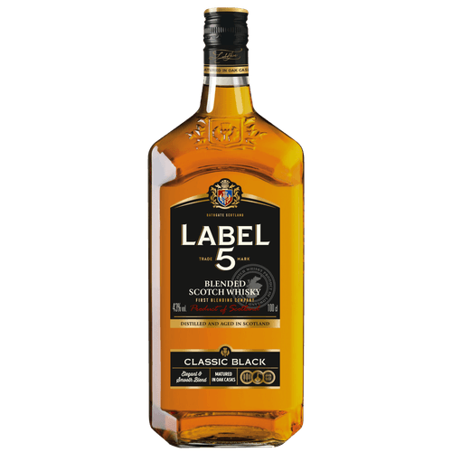 Foto van Label 5 Scotch whisky op witte achtergrond