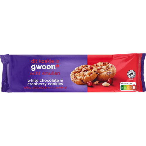 Foto van G'woon Cranberry cookies white chocolate op witte achtergrond