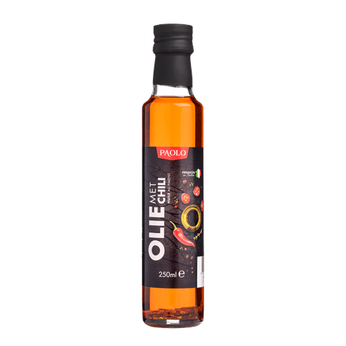 Foto van Paolo Olie blend chili op witte achtergrond