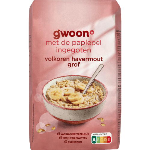 Foto van G'woon Havermout grof op witte achtergrond