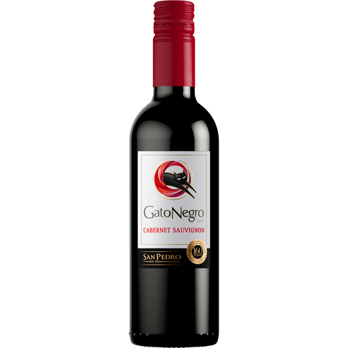 Foto van Gato Negro Cabernet sauvignon op witte achtergrond