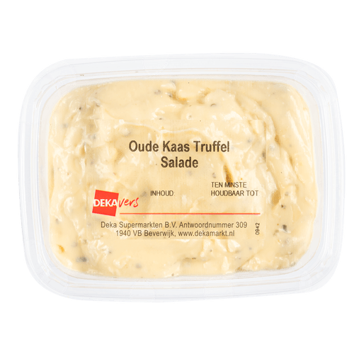 Foto van DekaVers Oude kaas truffelsalade op witte achtergrond