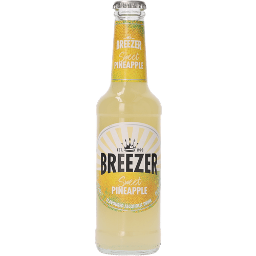 Foto van Bacardi Breezer sweet pineapple op witte achtergrond