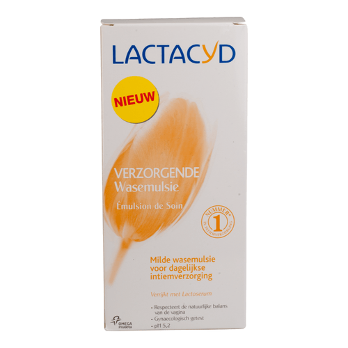 Foto van Lactacyd Verzorgende Wasemulsie op witte achtergrond