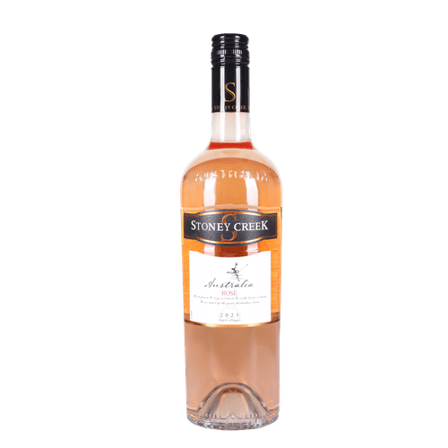 Foto van Stoney Creek Shiraz rose op witte achtergrond