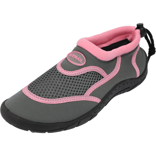 Foto van Waterschoenen maat 36-41 op witte achtergrond