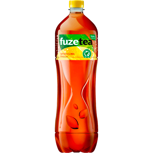 Foto van Fuze tea Sparkling black tea op witte achtergrond