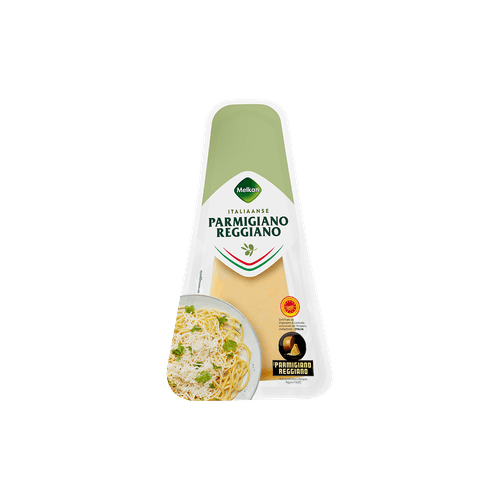 Foto van Melkan Parmigiano reggiano 30+ op witte achtergrond