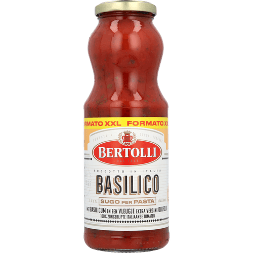 Foto van Bertolli Pastasaus basilico op witte achtergrond