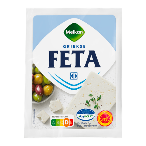 Foto van Melkan Feta op witte achtergrond