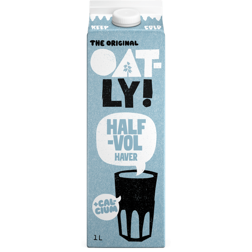 Foto van Oatly Verse halfvolle haverdrank op witte achtergrond