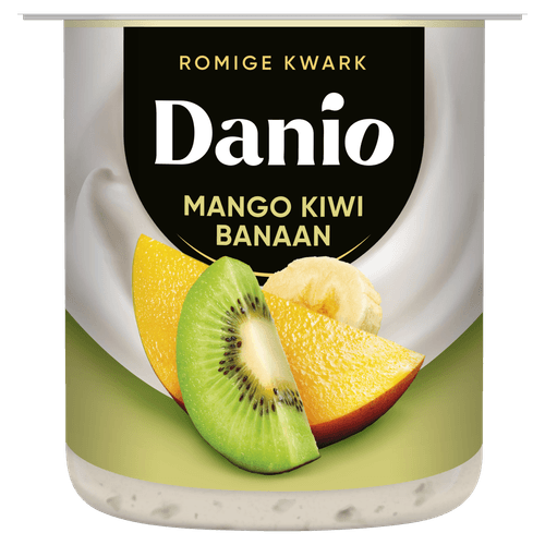 Foto van Danio Romige kwark mango kiwi banaan op witte achtergrond