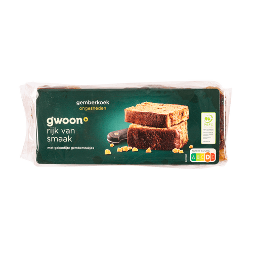 Foto van G'woon Gemberkoek ongesneden op witte achtergrond