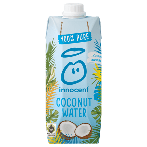 Foto van Innocent Coconut water op witte achtergrond