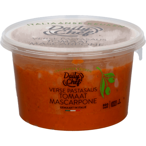 Foto van Daily Chef Verse pastasaus tomaat mascarpone op witte achtergrond