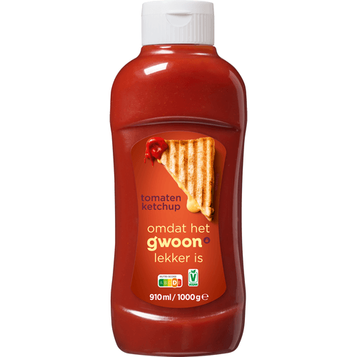 Foto van G'woon Tomatenketchup op witte achtergrond
