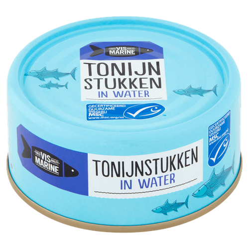 Foto van Vis Marine Tonijnstukken in water op witte achtergrond