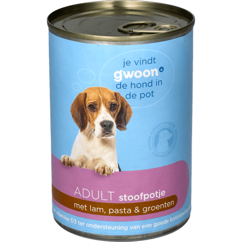 Foto van G'woon Hondenvoer stoofpotje lam-pasta-groente op witte achtergrond