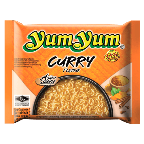 Foto van Yum Yum Noodles curry op witte achtergrond