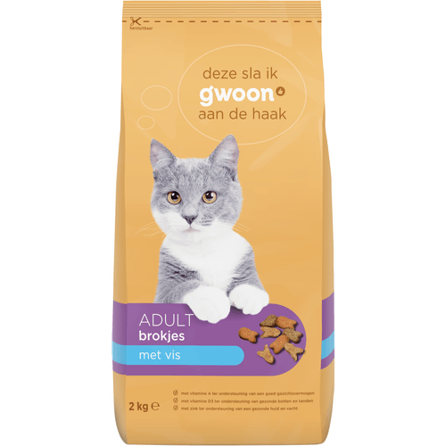 Foto van G'woon Knabbelmix adult vis op witte achtergrond