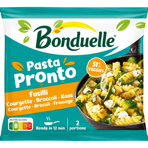 Foto van Bonduelle Pasta pronto fusili courgette broccoli kaas op witte achtergrond