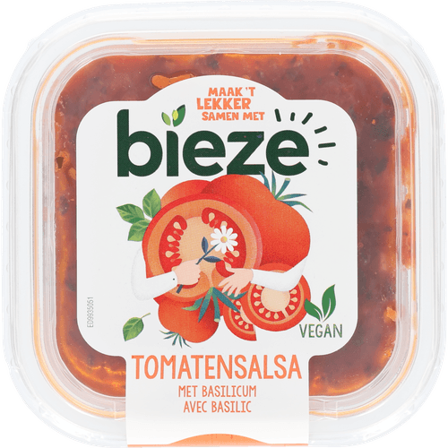 Foto van Bieze Rauwkost tomatensalsa op witte achtergrond