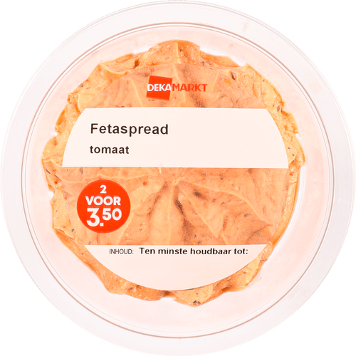 Foto van DekaVers Fetaspread tomaat op witte achtergrond
