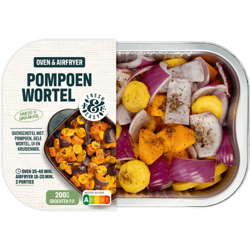 Foto van Fresh & easy Ovenschotel pompoen wortel op witte achtergrond