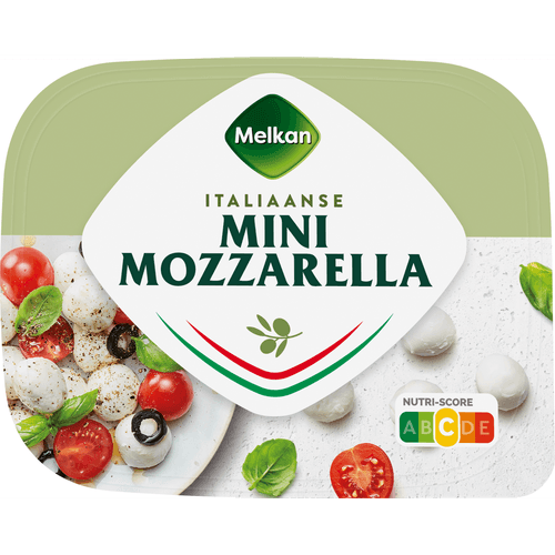 Foto van Melkan Mini mozzarella op witte achtergrond