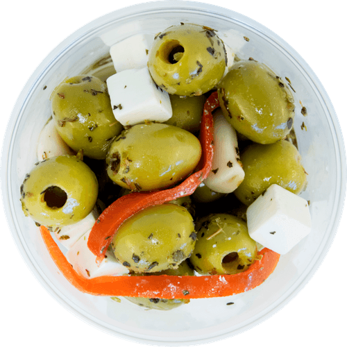 Foto van DekaVers Olijven zachte kaas op witte achtergrond