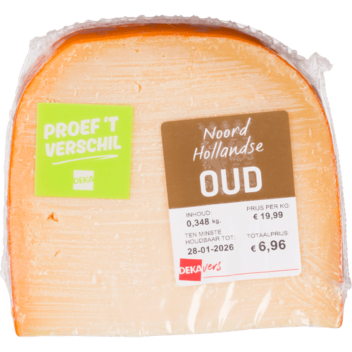 Foto van DekaVers Oude kaas 48+ stuk op witte achtergrond