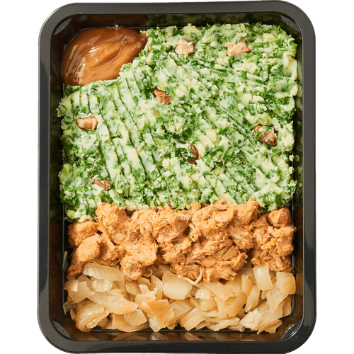 Foto van Exclusief boerenkool pulled pork op witte achtergrond