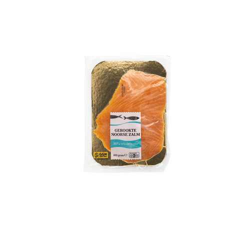 Foto van Noorse zalm gerookt minder zout op witte achtergrond