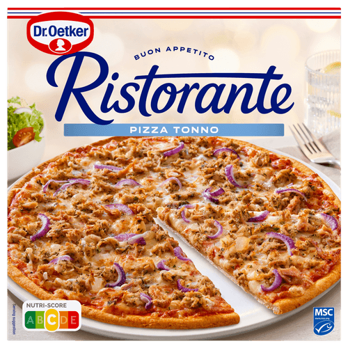 Foto van Dr. Oetker Ristorante pizza tonno op witte achtergrond