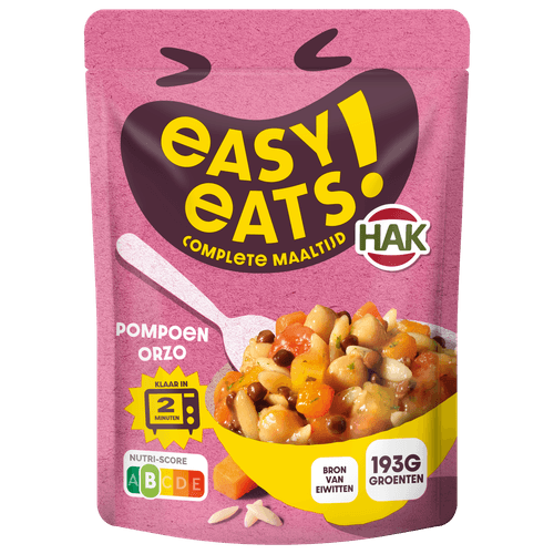 Foto van Hak Easy eats Pompoen orzo op witte achtergrond