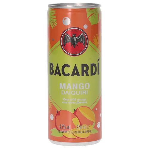 Foto van Bacardi Mango daiquiri op witte achtergrond