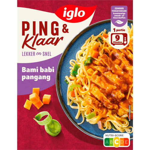 Foto van Iglo Ping en klaar bami babi pangang op witte achtergrond