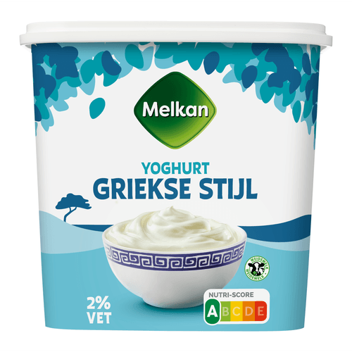 Foto van Melkan Yoghurt griekse stijl 2% vet op witte achtergrond