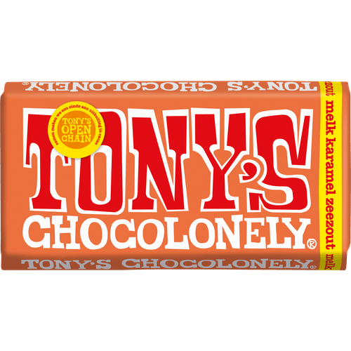 Foto van Tony's Chocolonely melk karamel zeezout op witte achtergrond
