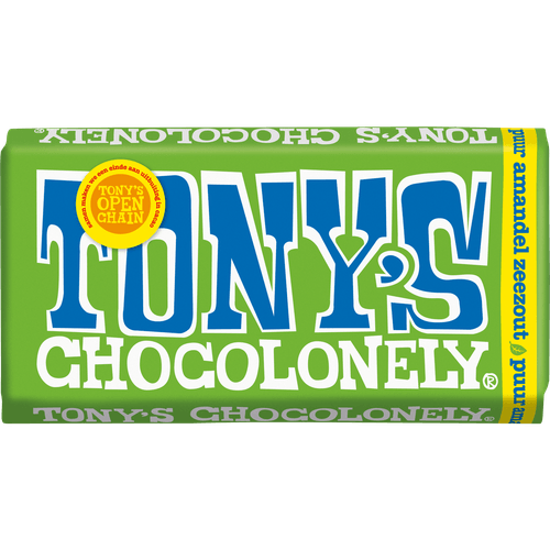 Foto van Tony's Chocolonely puur amandel zeezout op witte achtergrond